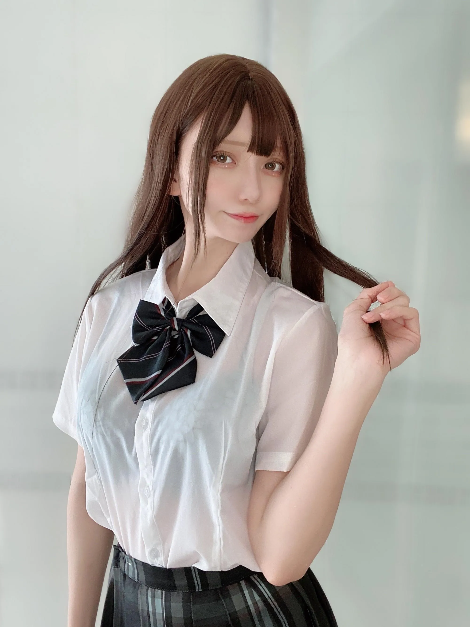 かさぎkasagi – NO.006 Fantia 2022-08月会员订阅-2022-08-29 制服で水遊び第二弾 [31P]插图4